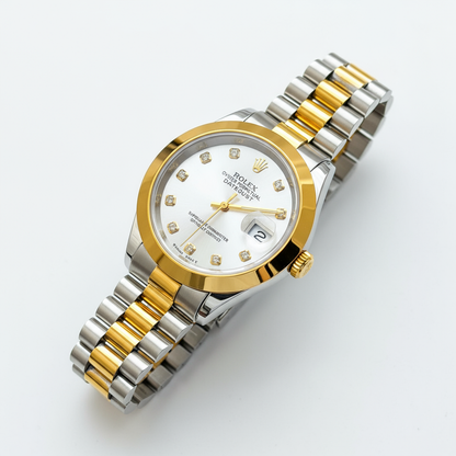 Elegant Gold & Silver Quartz Watch with Date Display